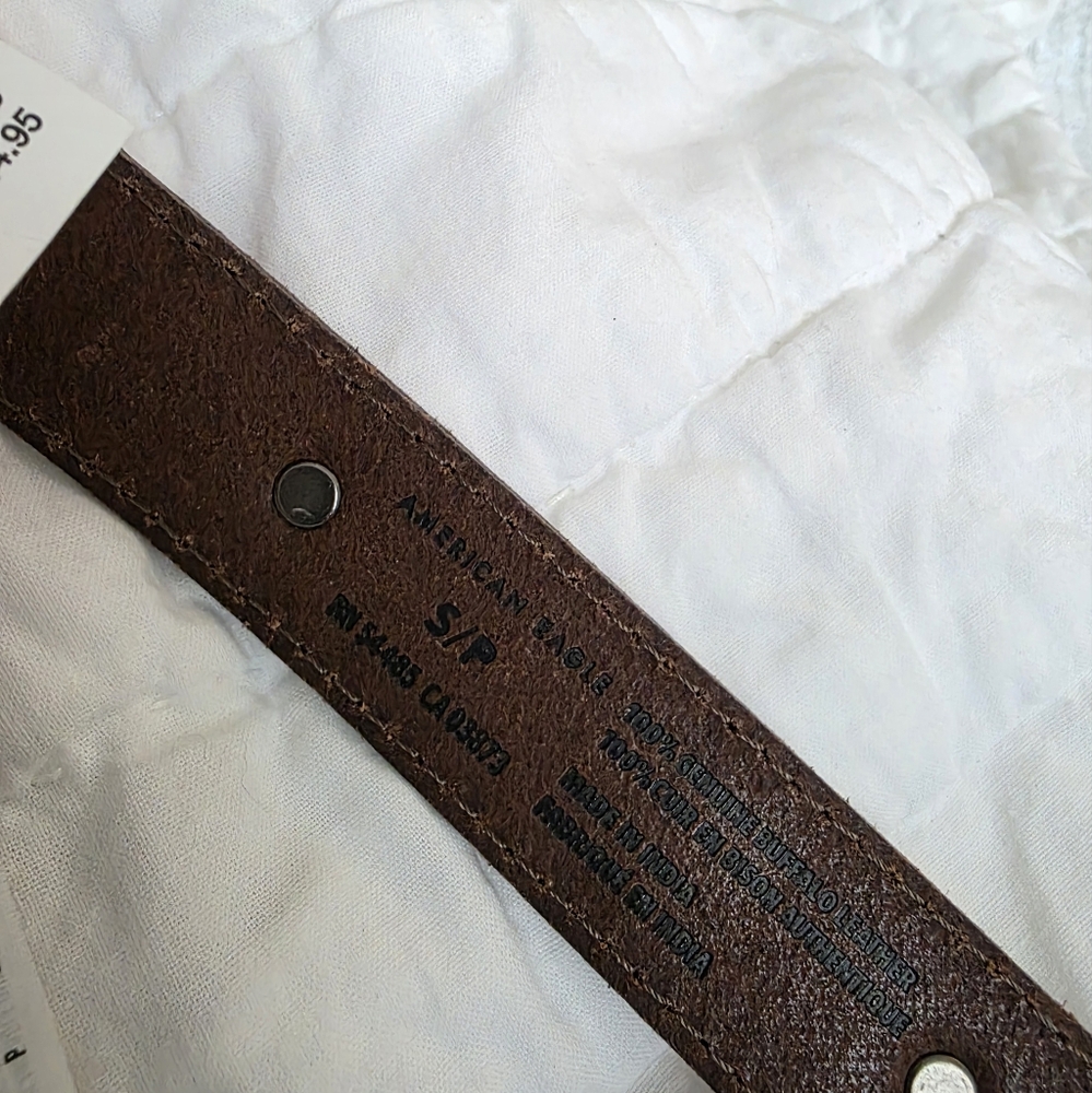 NWT American Eagle Outfitters Genuine Leather Belt w Silver Heart Accents - Picture 3 of 5